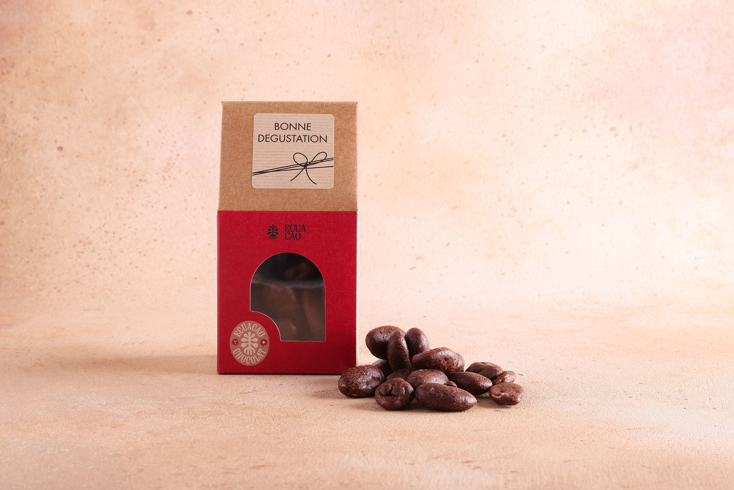 Amandes caramélisée et enrobées de Chocolat Noir Grand Cru 65% (80 g)